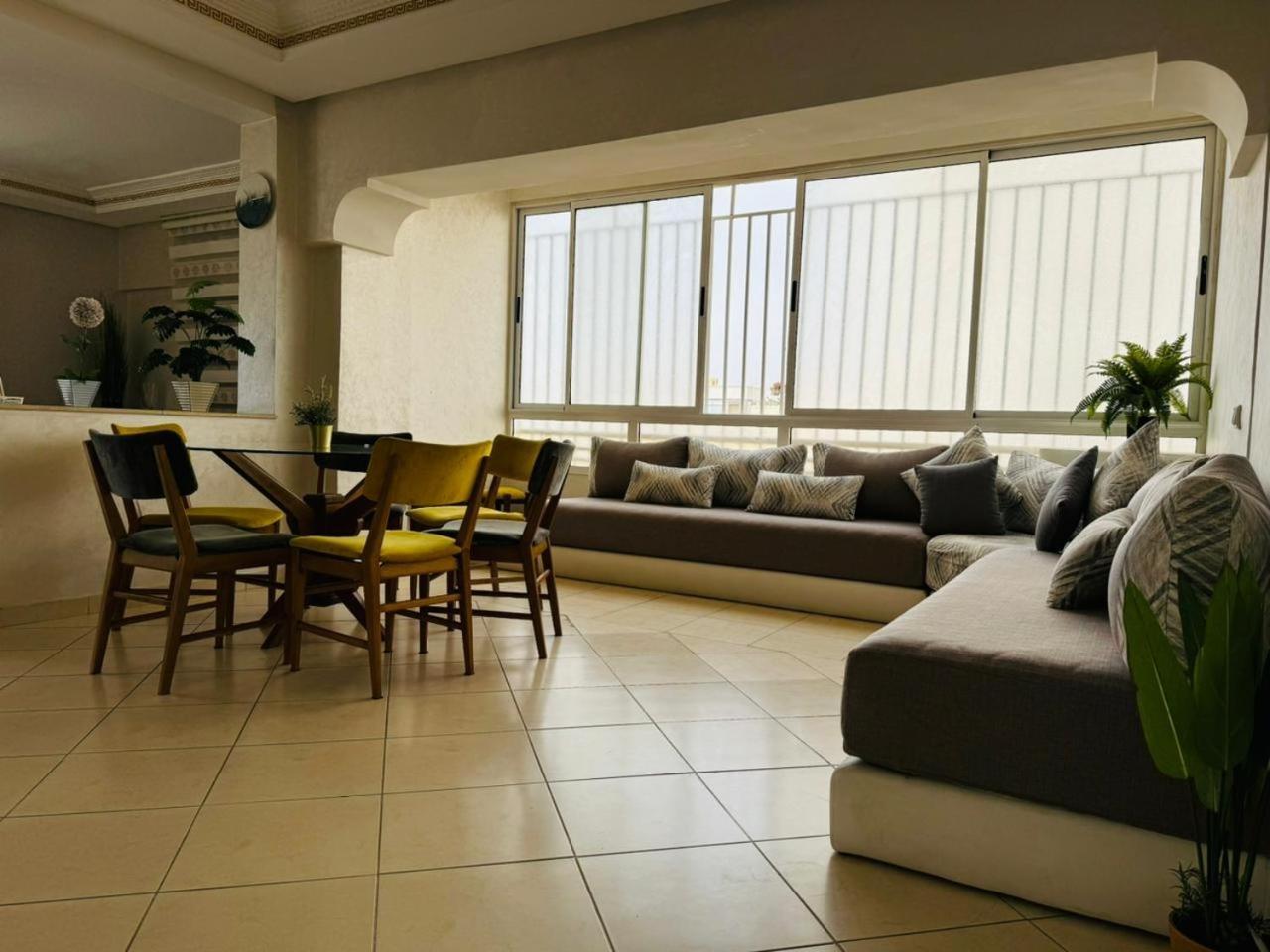 Apartment Bright *